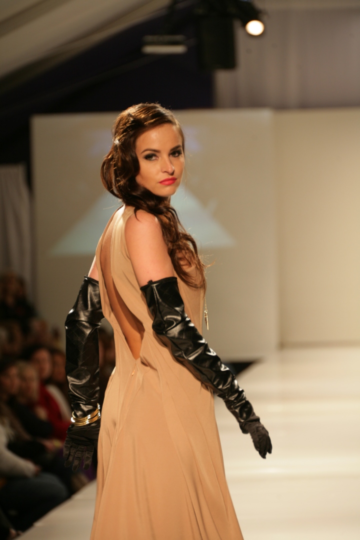 Sarah Winford's Collection | Birmingham Fashion Week 2013Photo Credit: Vintage Inspired Passionista