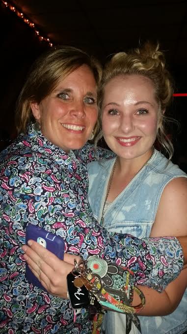 My Aunt Karen and me. I really dig her paisley button up *wink*