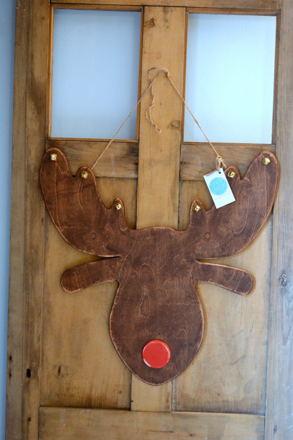 Grace Graffiti: click here to shop. I think this precious, handmade reindeer speaks for itself. I mean, come on...look at it *wink* 
